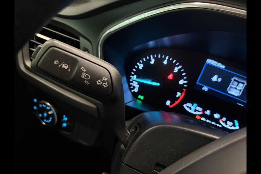 Ford Focus 1.0 ECOBOOST ACTIVE AUTOMAAT NAVI/DAB/CARPLAY/ECC/PDC/CRUISE///