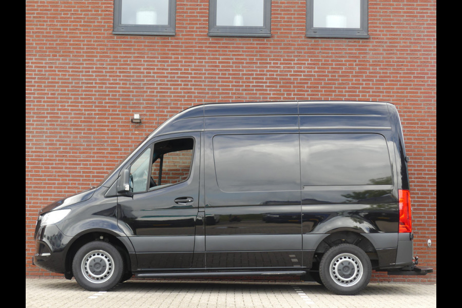 Mercedes-Benz Sprinter 211 CDI L1H2 Trekhaak/Camera/Airco/Leer