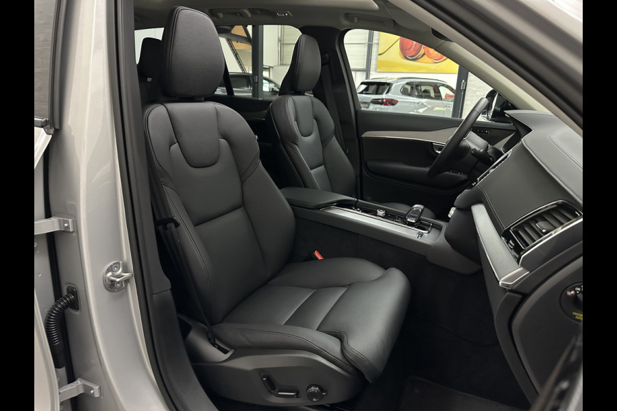 Volvo XC90 T8 R 455pk Long Range AWD Plus Dark | Luchtvering | Panorama | 360 Camera | Trekhaak | Pilot-Assist | ACC | Leder | Memory | Harman-Kardon | BLIS | Sportstoelen | Stoelverwarming V+A | Suurverwarming | Keyless-Entry | Standkachel | Full-LED | Zonwering | Getint Glas | Black-Optic | Draadloos Laden | Carplay |