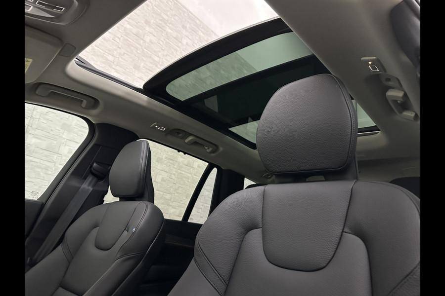 Volvo XC90 T8 R 455pk Long Range AWD Plus Dark | Luchtvering | Panorama | 360 Camera | Trekhaak | Pilot-Assist | ACC | Leder | Memory | Harman-Kardon | BLIS | Sportstoelen | Stoelverwarming V+A | Suurverwarming | Keyless-Entry | Standkachel | Full-LED | Zonwering | Getint Glas | Black-Optic | Draadloos Laden | Carplay |
