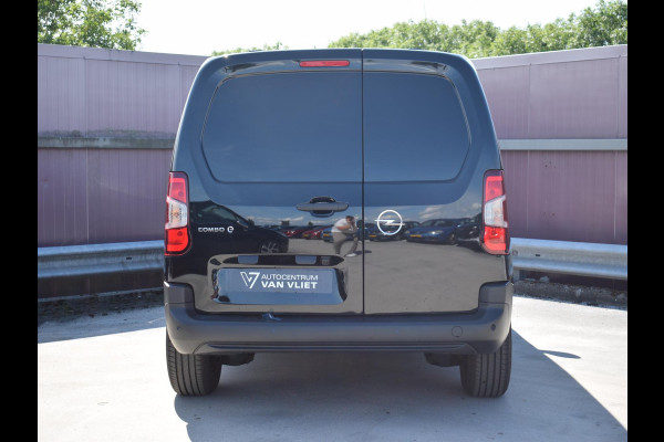 Opel Combo Electric 136 L1 50kWh | 8 JAAR GARANTIE | BETIMMERING | CAMERA + SENSOREN | NAVIGATIE