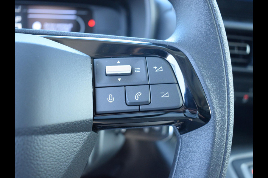 Opel Combo Electric 136 L1 50kWh | 8 JAAR GARANTIE | BETIMMERING | CAMERA + SENSOREN | NAVIGATIE