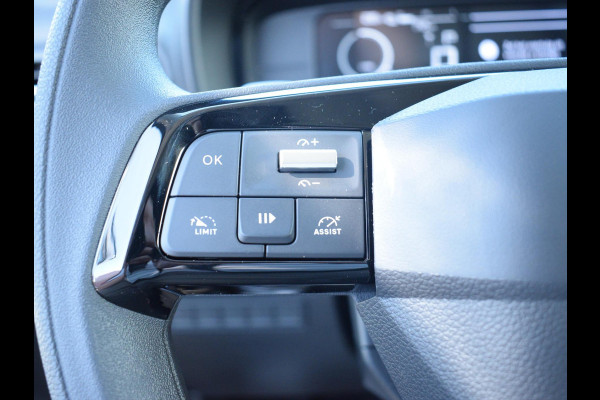 Opel Combo Electric 136 L1 50kWh | 8 JAAR GARANTIE | BETIMMERING | CAMERA + SENSOREN | NAVIGATIE