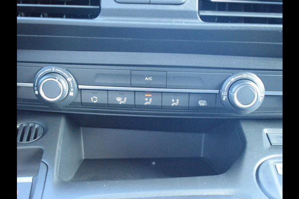 Opel Combo Electric 136 L1 50kWh | 8 JAAR GARANTIE | BETIMMERING | CAMERA + SENSOREN | NAVIGATIE