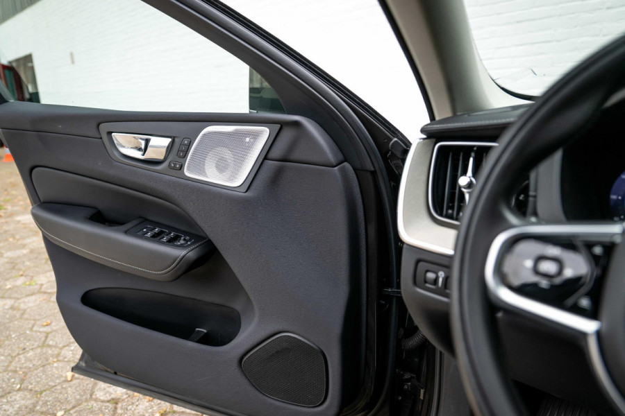 Volvo XC60 2.0 T6 AWD Inscription 398pk LONG RANGE Massage