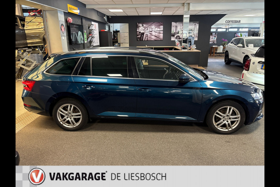 Škoda Superb Combi 1.4 TSI iV Business Edition Plus,navi/camera/apple carplay/trekhaak
