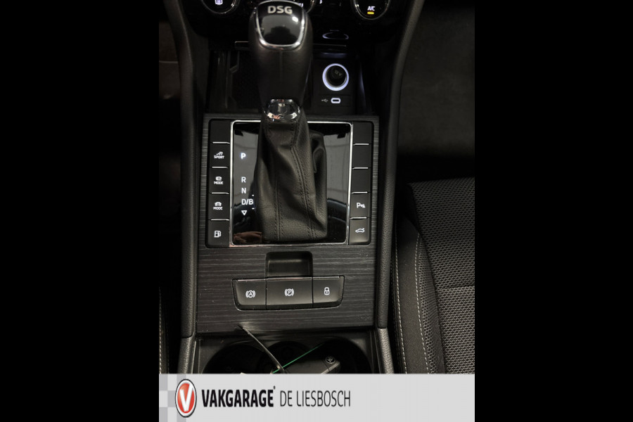 Škoda Superb Combi 1.4 TSI iV Business Edition Plus,navi/camera/apple carplay/trekhaak