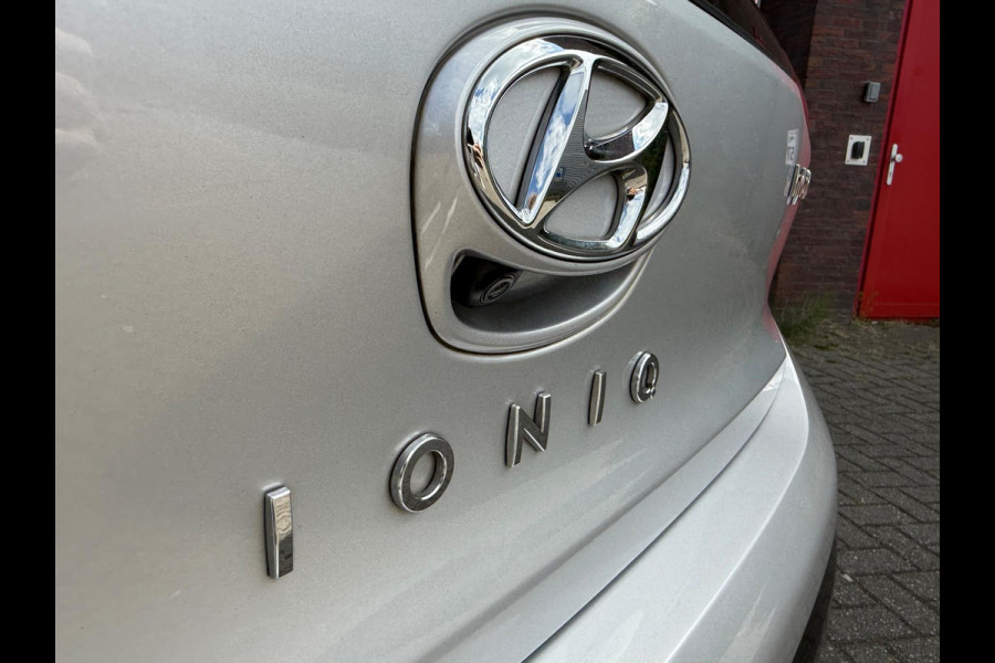 Hyundai IONIQ 1.6 GDi i-Motion - Automaat - Camera - Media - Parkeerhulp