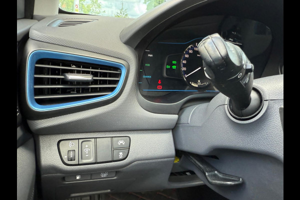 Hyundai IONIQ 1.6 GDi i-Motion - Automaat - Camera - Media - Parkeerhulp