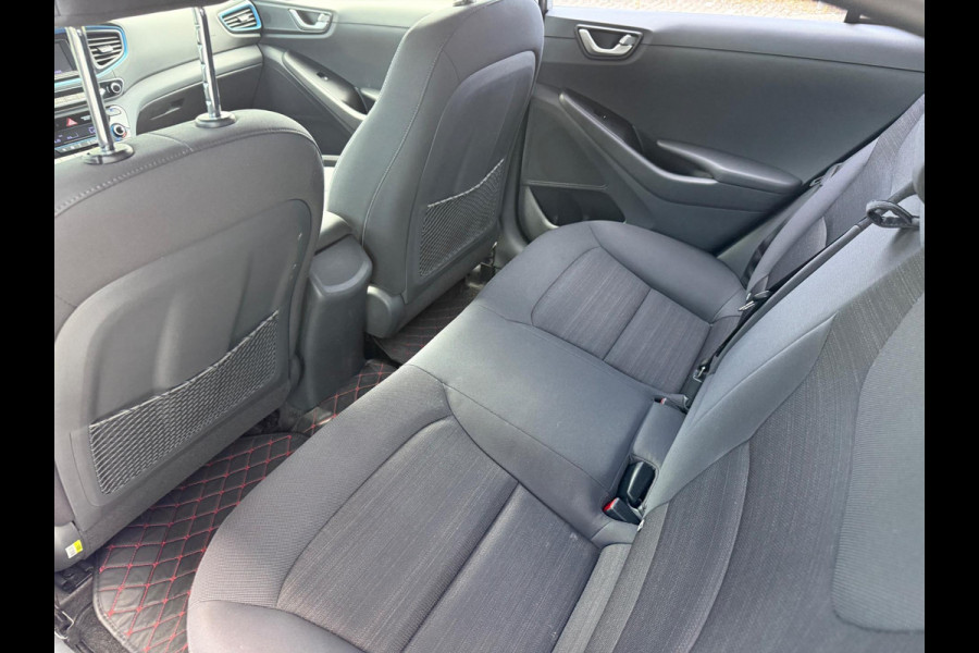 Hyundai IONIQ 1.6 GDi i-Motion - Automaat - Camera - Media - Parkeerhulp