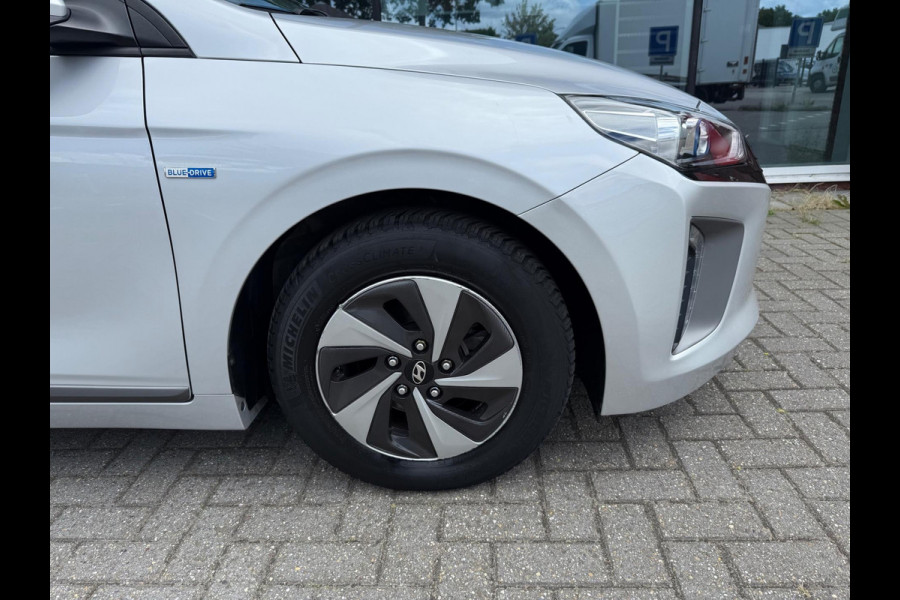 Hyundai IONIQ 1.6 GDi i-Motion - Automaat - Camera - Media - Parkeerhulp