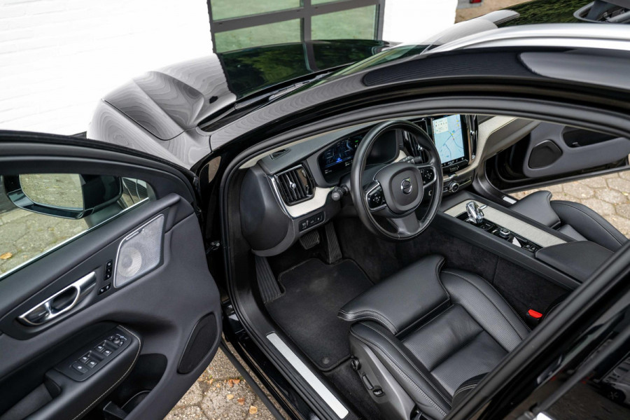 Volvo XC60 2.0 T6 AWD Inscription 398pk LONG RANGE Massage