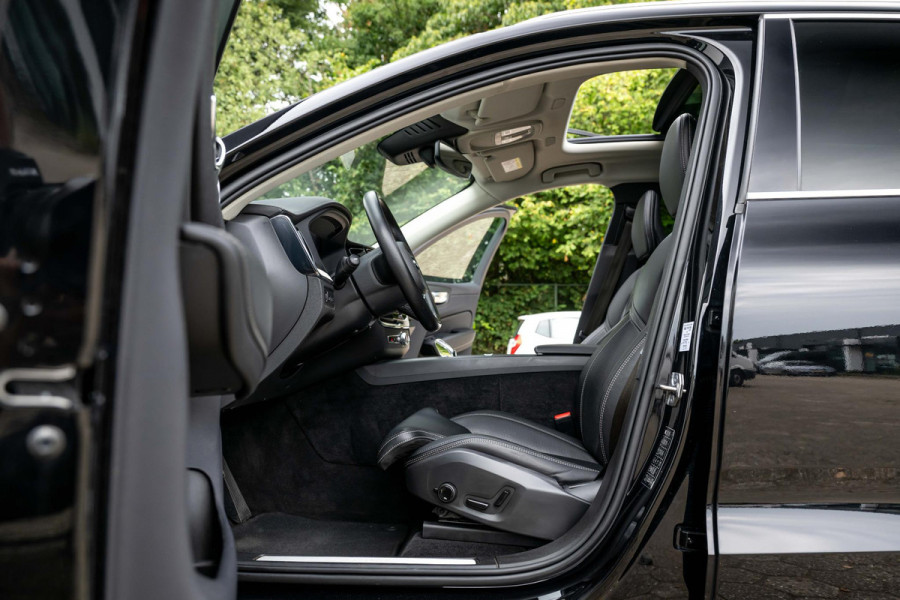 Volvo XC60 2.0 T6 AWD Inscription 398pk LONG RANGE Massage