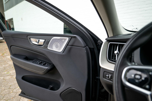 Volvo XC60 2.0 T6 AWD Inscription 398pk LONG RANGE Massage