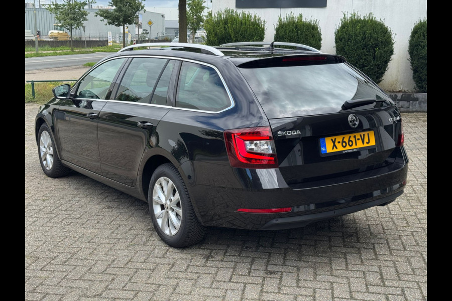 Škoda Octavia Combi 1.0 TSI Greentech Ambition Navigatie, Half Leder, Cruise control, stoelverwarming . Een proefrit levert het bewijs. Neem contact op en we maken een afspraak!