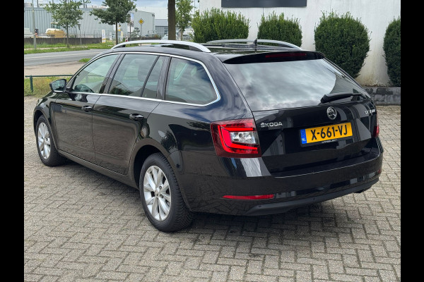 Škoda Octavia Combi 1.0 TSI Greentech Ambition Navigatie, Half Leder, Cruise control, stoelverwarming . Een proefrit levert het bewijs. Neem contact op en we maken een afspraak!