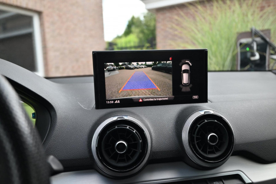 Audi Q2 35 TFSI S Edition 150 PK Aut. 3x S-Line Adaptive Virtual Camera Side-Assist 18''