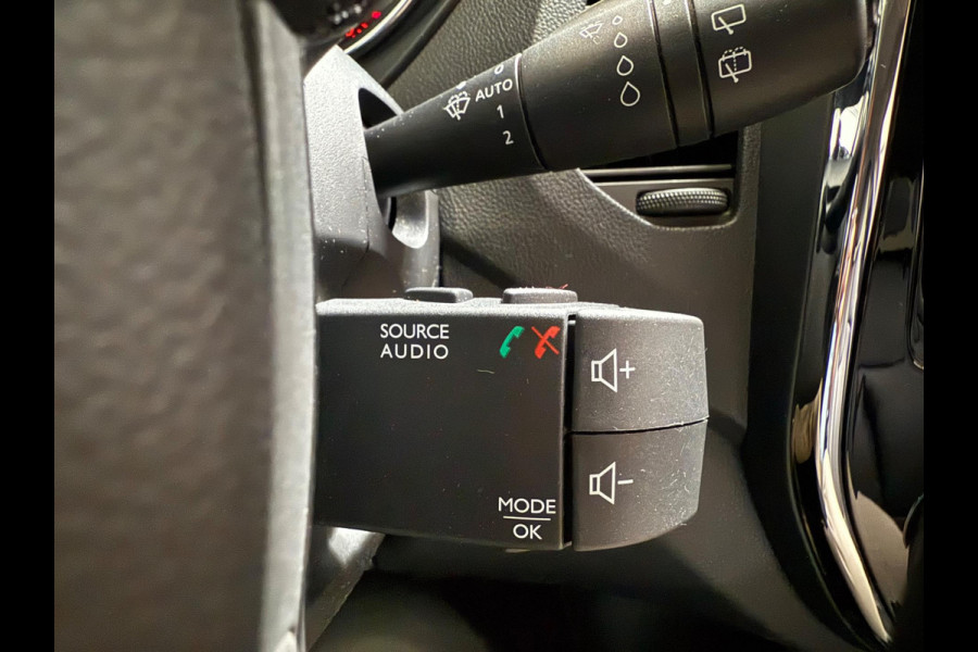 Renault Captur 0.9 TCe Xmod, NAP, Navi, Leder, Camera, All Season