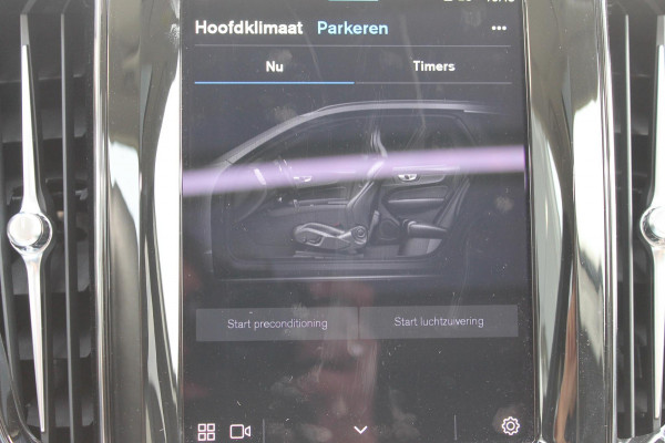 Volvo XC60 T8 455pk Autm. Plug-in hybrid AWD Plus Dark Long Range / Panoramisch schuif-kanteldak / lederen bekleding / 360 graden camera / 20" lichtmetalen velgen