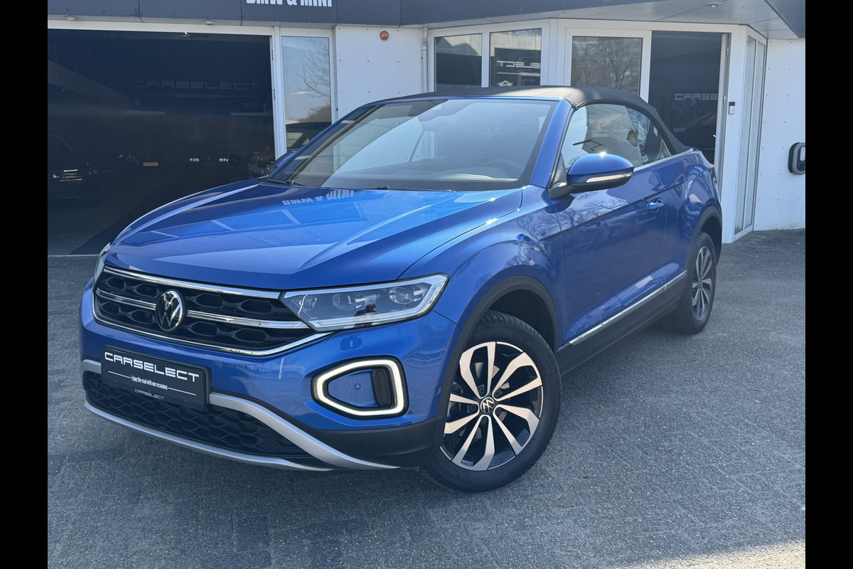 Volkswagen T-Roc Cabrio 1.5 TSI, Stuurverwarming, Trekh, ACC, DAB-tuner, windscherm, Face Lift model. . Een proefrit levert het bewijs. Neem contact op en we maken een afspraak!