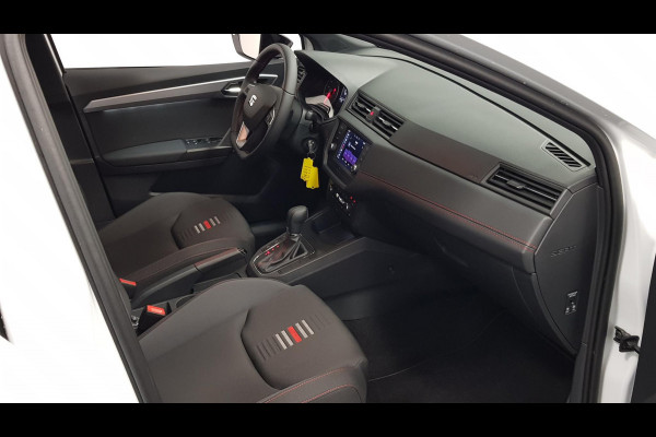 Seat Ibiza 1.0 TSI 110pk DSG FR | Climate Control | Parkeer sensoren | Verwarmde voorstoelen | DAB | Lichtmetalen velgen