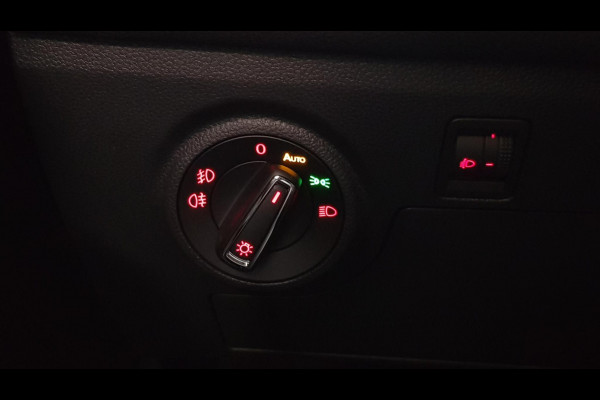 Seat Ibiza 1.0 TSI 110pk DSG FR | Climate Control | Parkeer sensoren | Verwarmde voorstoelen | DAB | Lichtmetalen velgen