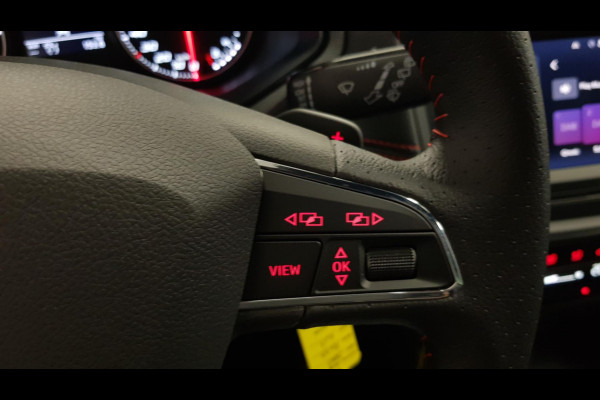 Seat Ibiza 1.0 TSI 110pk DSG FR | Climate Control | Parkeer sensoren | Verwarmde voorstoelen | DAB | Lichtmetalen velgen