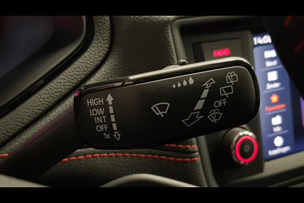 Seat Ibiza 1.0 TSI 110pk DSG FR | Climate Control | Parkeer sensoren | Verwarmde voorstoelen | DAB | Lichtmetalen velgen