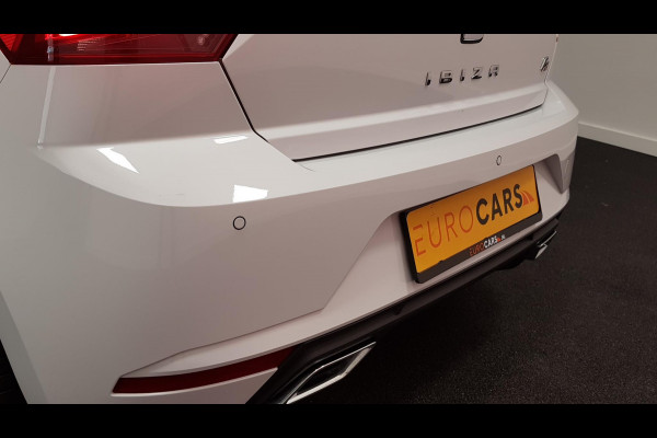 Seat Ibiza 1.0 TSI 110pk DSG FR | Climate Control | Parkeer sensoren | Verwarmde voorstoelen | DAB | Lichtmetalen velgen