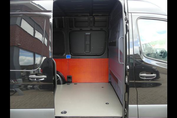 Mercedes-Benz Sprinter 211 CDI L1H2 Trekhaak/Camera/Airco/Leer