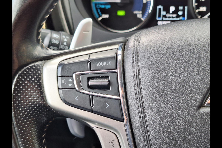 Mitsubishi Outlander 2.4 PHEV 4WD Intense | Leder, Navigatie, Stoelverwarming, Trekhaak