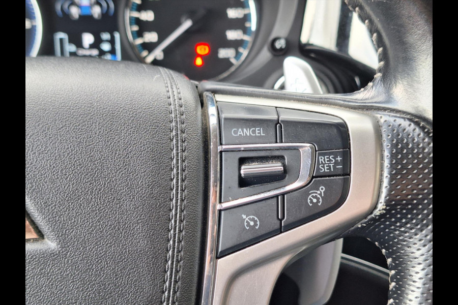 Mitsubishi Outlander 2.4 PHEV 4WD Intense | Leder, Navigatie, Stoelverwarming, Trekhaak