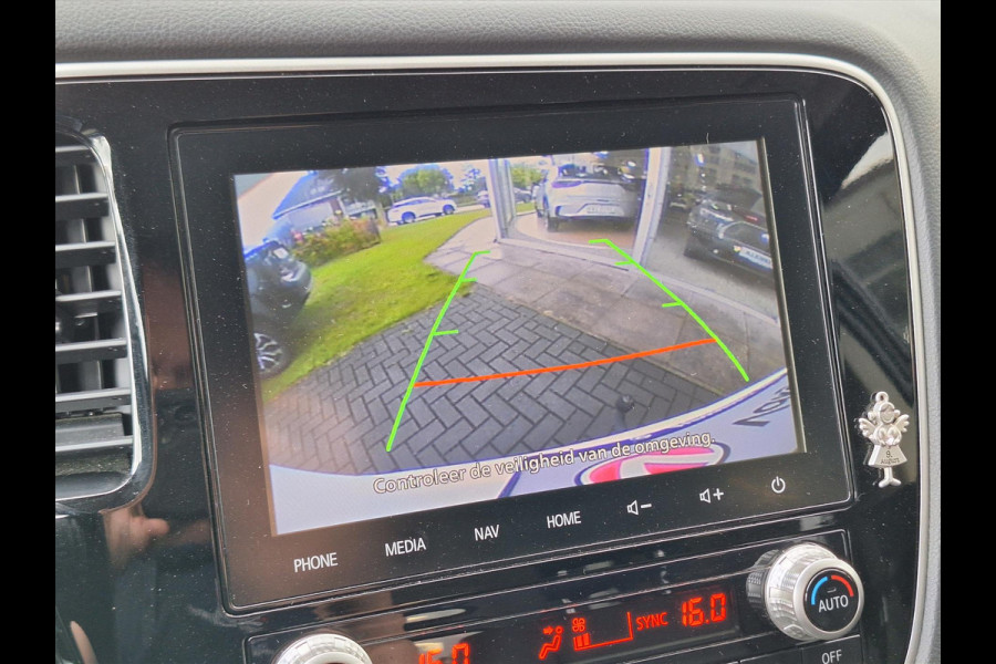 Mitsubishi Outlander 2.4 PHEV 4WD Intense | Leder, Navigatie, Stoelverwarming, Trekhaak