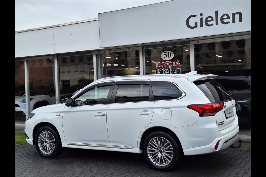 Mitsubishi Outlander 2.4 PHEV 4WD Intense | Leder, Navigatie, Stoelverwarming, Trekhaak