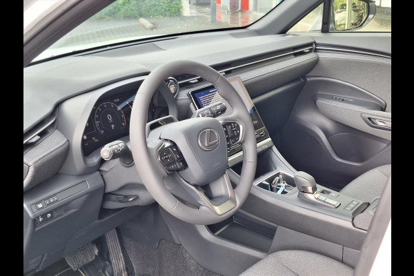 Lexus LBX 1.5 Comfort & Safety Pack | Dodehoekherkenning, Parkeersensoren, Keyless, Stoelverwarming