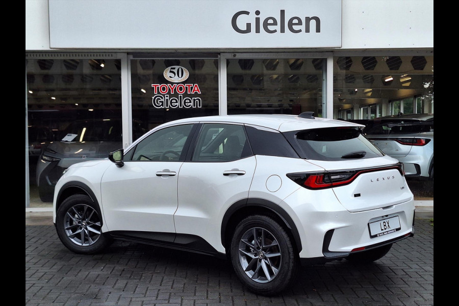 Lexus LBX 1.5 Comfort & Safety Pack | Dodehoekherkenning, Parkeersensoren, Keyless, Stoelverwarming