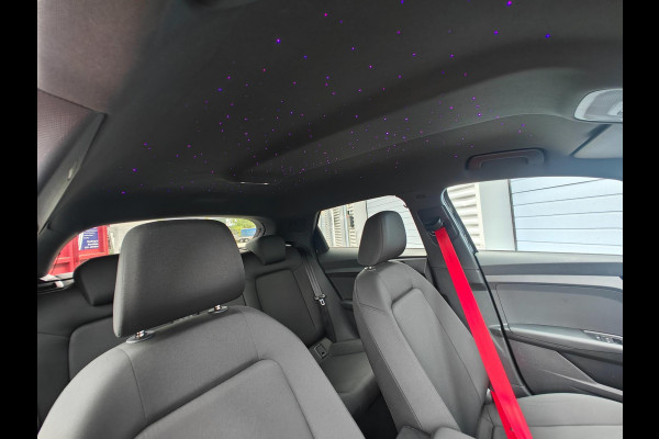 Audi A1 30 TFSI S edition | 2023 | RS6 velgen | Black on Black | LED Matrix | Keyless | CarPlay | Privacy glass