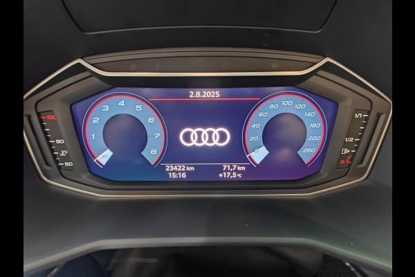 Audi A1 30 TFSI S edition | 2023 | RS6 velgen | Black on Black | LED Matrix | Keyless | CarPlay | Privacy glass