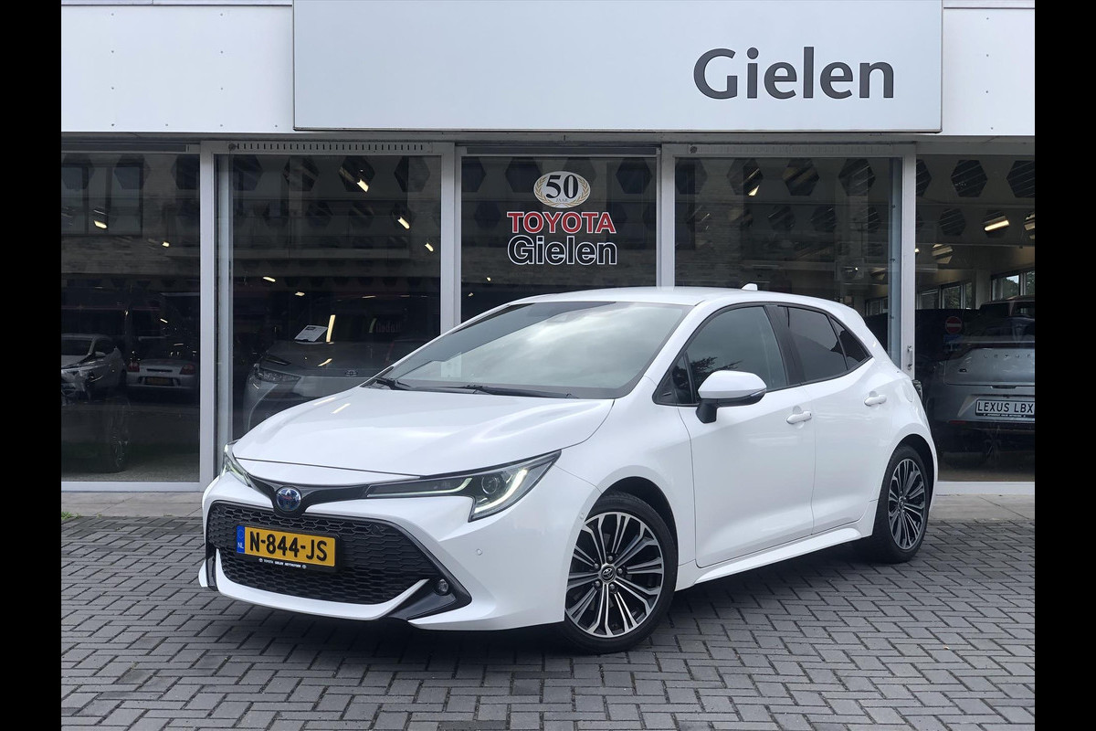 Toyota Corolla 2.0 Hybrid First Edition Plus | Dodehoekherkenning, Parkeersensoren, Stoel + Stuurverwarming, 17 inch, Weinig KM!