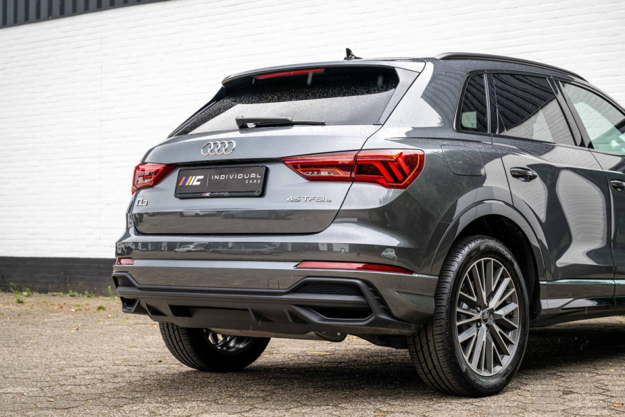 Audi Q3 45 TFSI e S-Line ACC Panorama Keyless Black Optic