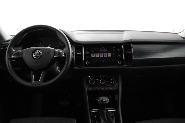 Škoda Kodiaq 1.5 TSI 150pk DSG Ambition 7 persoons | Navigatie | Climate control | Cruise control | Camera | Lichtmetalen velgen | Parkeer sensoren | Stoelverwarming voor