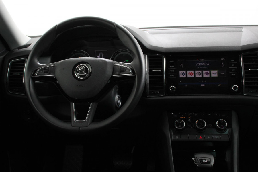 Škoda Kodiaq 1.5 TSI 150pk DSG Ambition 7 persoons | Navigatie | Climate control | Cruise control | Camera | Lichtmetalen velgen | Parkeer sensoren | Stoelverwarming voor