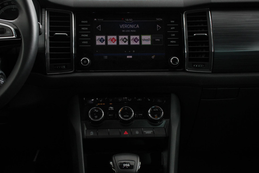 Škoda Kodiaq 1.5 TSI 150pk DSG Ambition 7 persoons | Navigatie | Climate control | Cruise control | Camera | Lichtmetalen velgen | Parkeer sensoren | Stoelverwarming voor