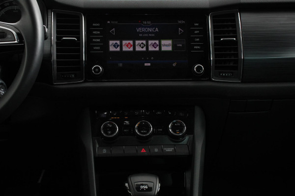 Škoda Kodiaq 1.5 TSI 150pk DSG Ambition 7 persoons | Navigatie | Climate control | Cruise control | Camera | Lichtmetalen velgen | Parkeer sensoren | Stoelverwarming voor