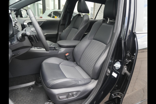 Toyota RAV4 2.5 Hybrid Black Edition | Cruise | Clima | 360° camera | navi | Schuif-kanteldak | Stoelverwarming |