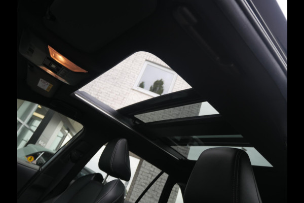 Toyota RAV4 2.5 Hybrid Black Edition | Cruise | Clima | 360° camera | navi | Schuif-kanteldak | Stoelverwarming |