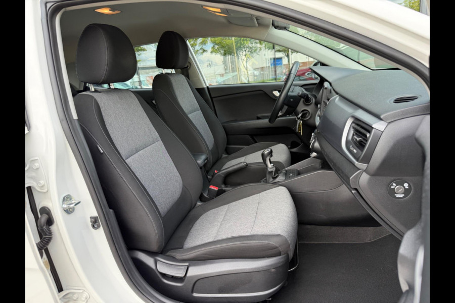 Kia Stonic 1.0 T-GDi 120pk ComfortPlusLine Navigator, NAP, CarPlay, Camera