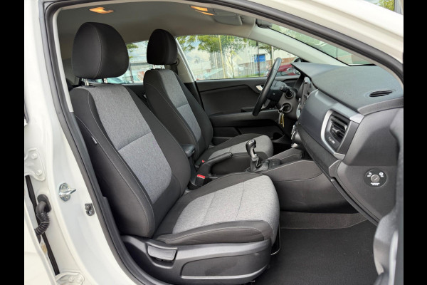Kia Stonic 1.0 T-GDi 120pk ComfortPlusLine Navigator, NAP, CarPlay, Camera