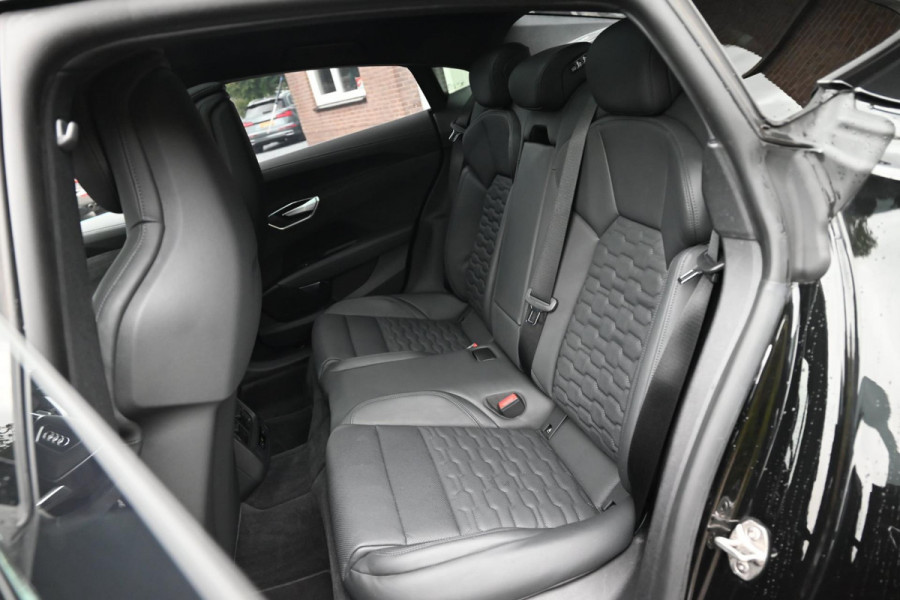 Audi e-tron GT GT 93 kWh 476 PK 1e Eig Dealer o.h Full Option Pano Carbon B&0 Adaptive Keyless 21''