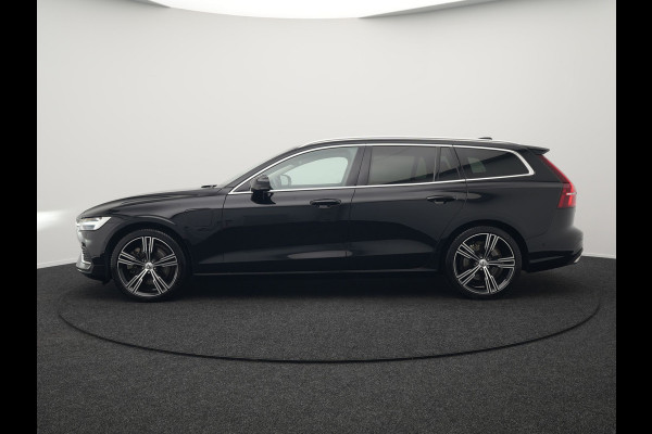 Volvo V60 T6 AWD Inscription Plug In Hybrid 340pk | PHEV | Trekhaak af Fabriek | 360 Camera |  Lederen sportstoelen Memory | Carplay | Keyless | Navigatie | Virtual | DAB |